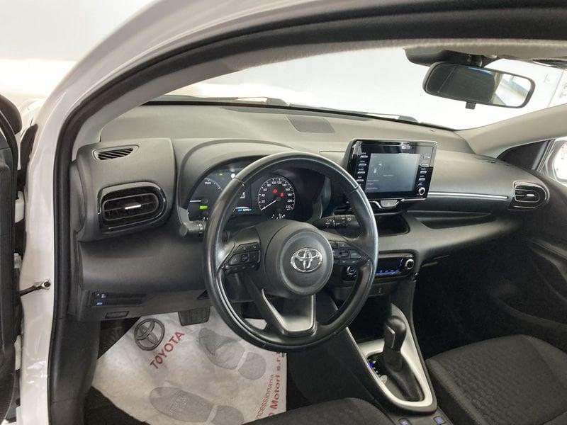 Toyota Yaris Hybrid Active MY22
