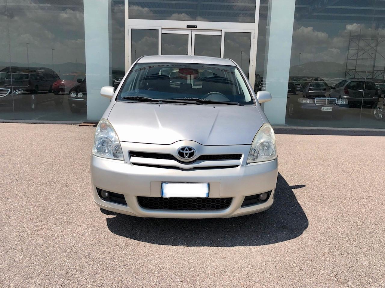 Toyota Corolla Verso 2.2 16V D-4D Sol