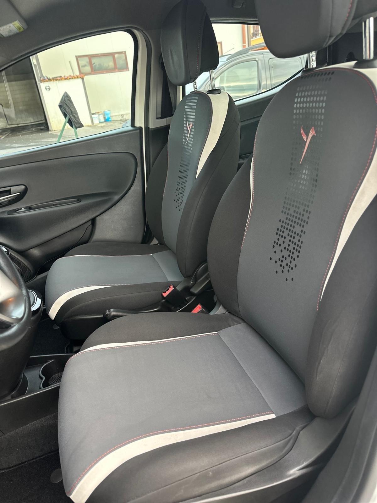 Lancia Ypsilon 1.2 69 CV 5 porte Elle