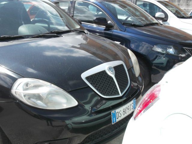 LANCIA Ypsilon 1.3 MJT 75 CV Oro