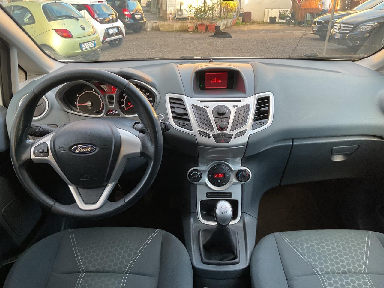 Ford Fiesta 1.2 82 CV 5 porte Titanium OK NEOPATENTATI