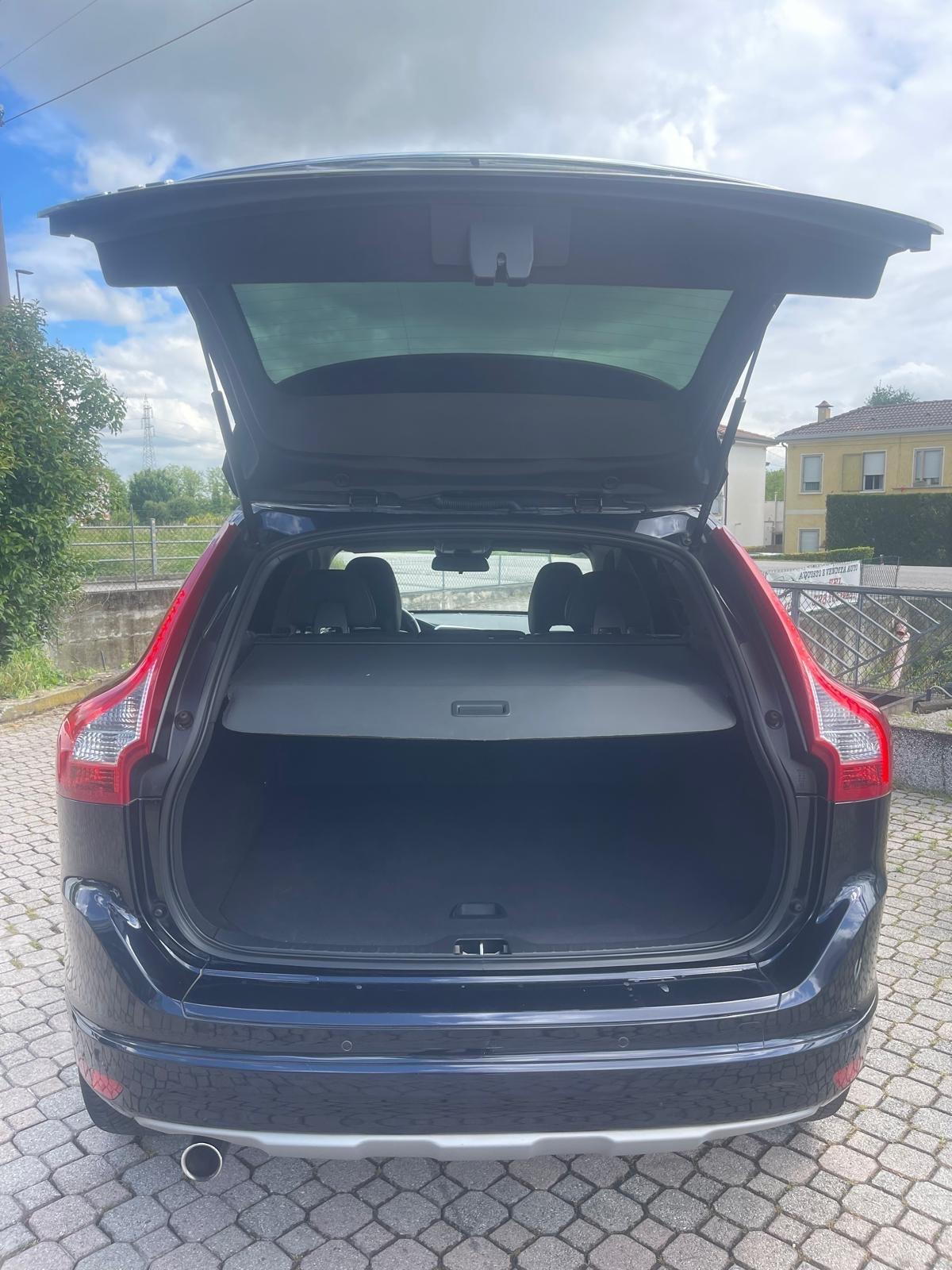 Volvo XC 60 XC60 D3 Geartronic Summum