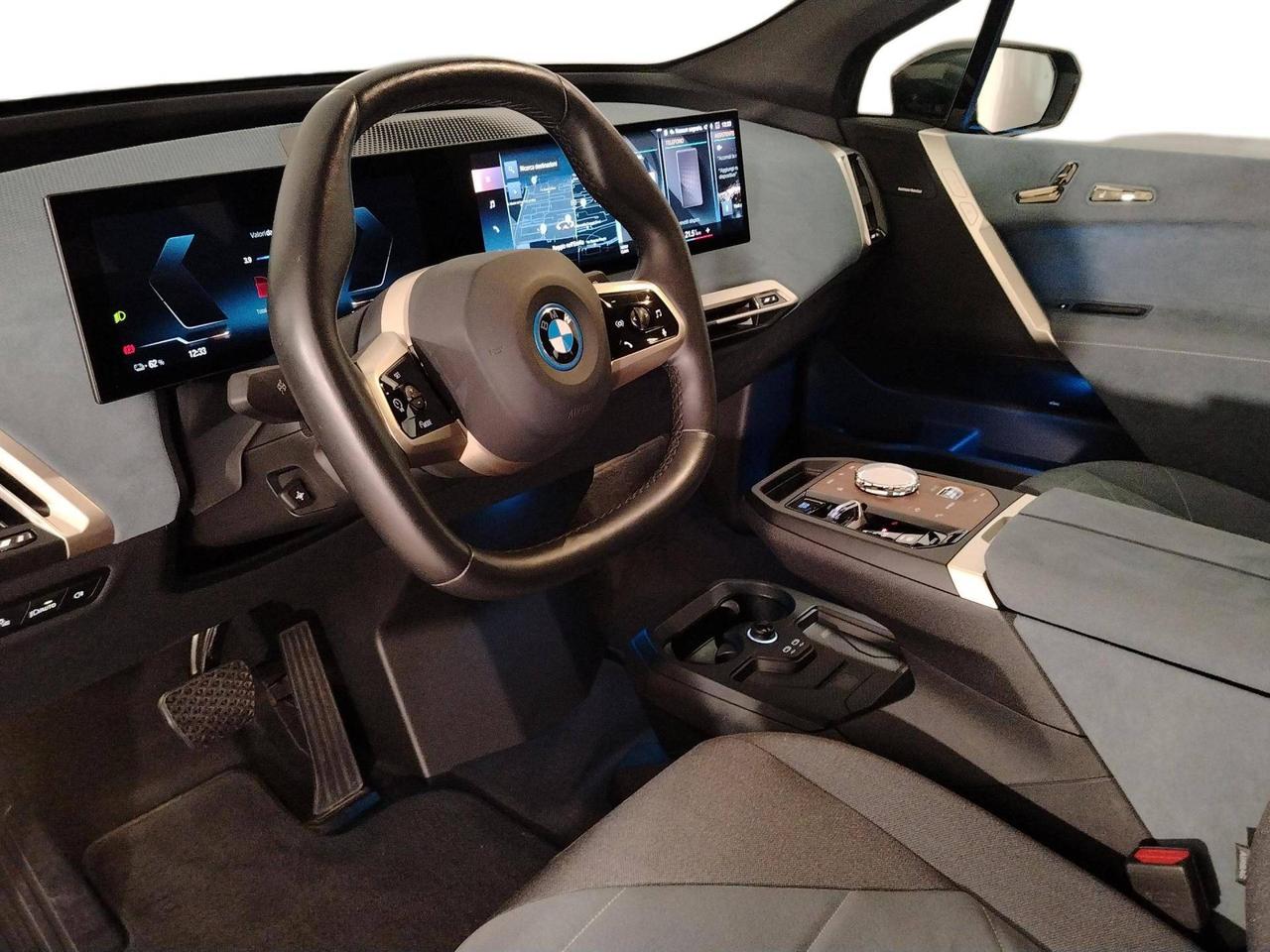 BMW iX xDrive40