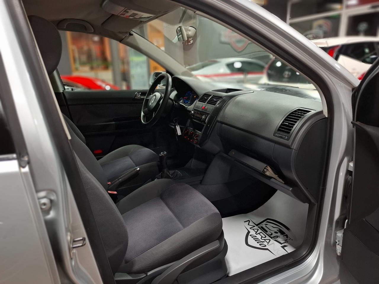 Volkswagen Polo 1.4 benzina Neopatentato