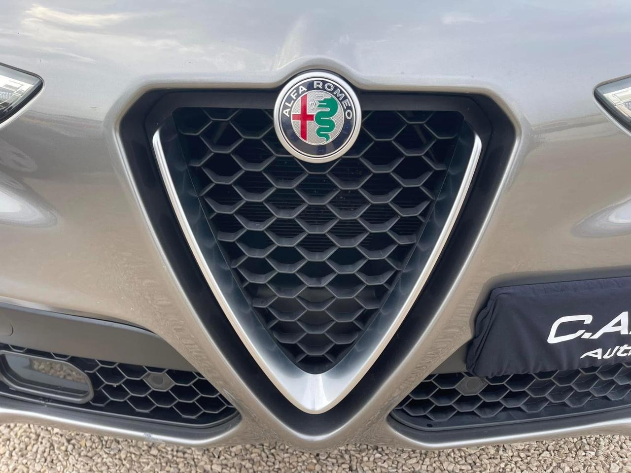Alfa Romeo Stelvio Executive AT8 Q4 2.2 TurboDiesel 210cv