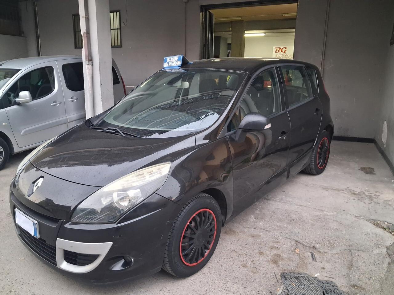 Renault Scenic X Mod 1.5 dci 2009