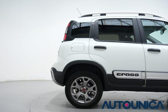FIAT Panda Cross 0.9 TWINAIR TURBO S&S 4x4 NEOPATENTATI