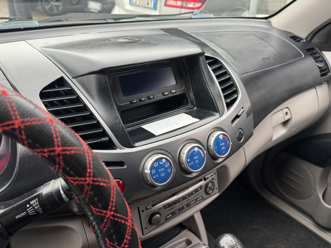 Mitsubishi L200 2.5 DI-D/136CV Double Cab Intense