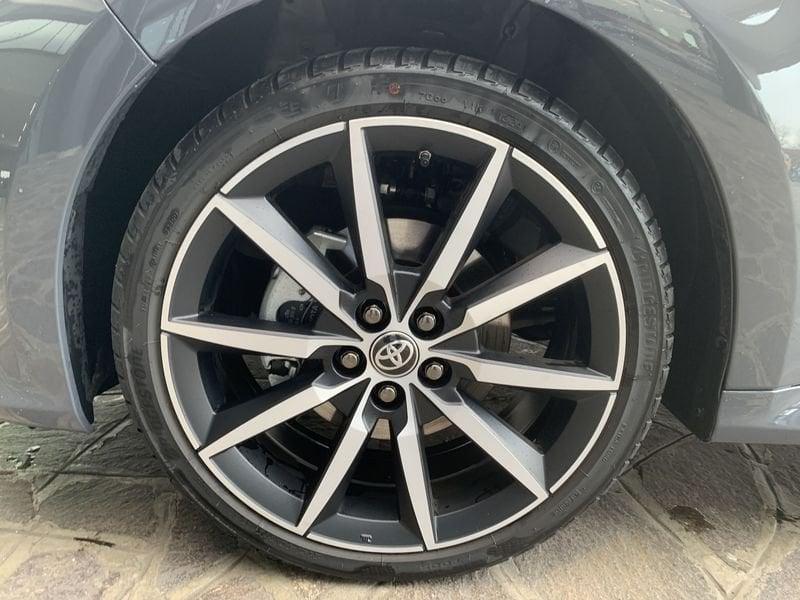 Toyota Yaris Hybrid 130 GR SPORT