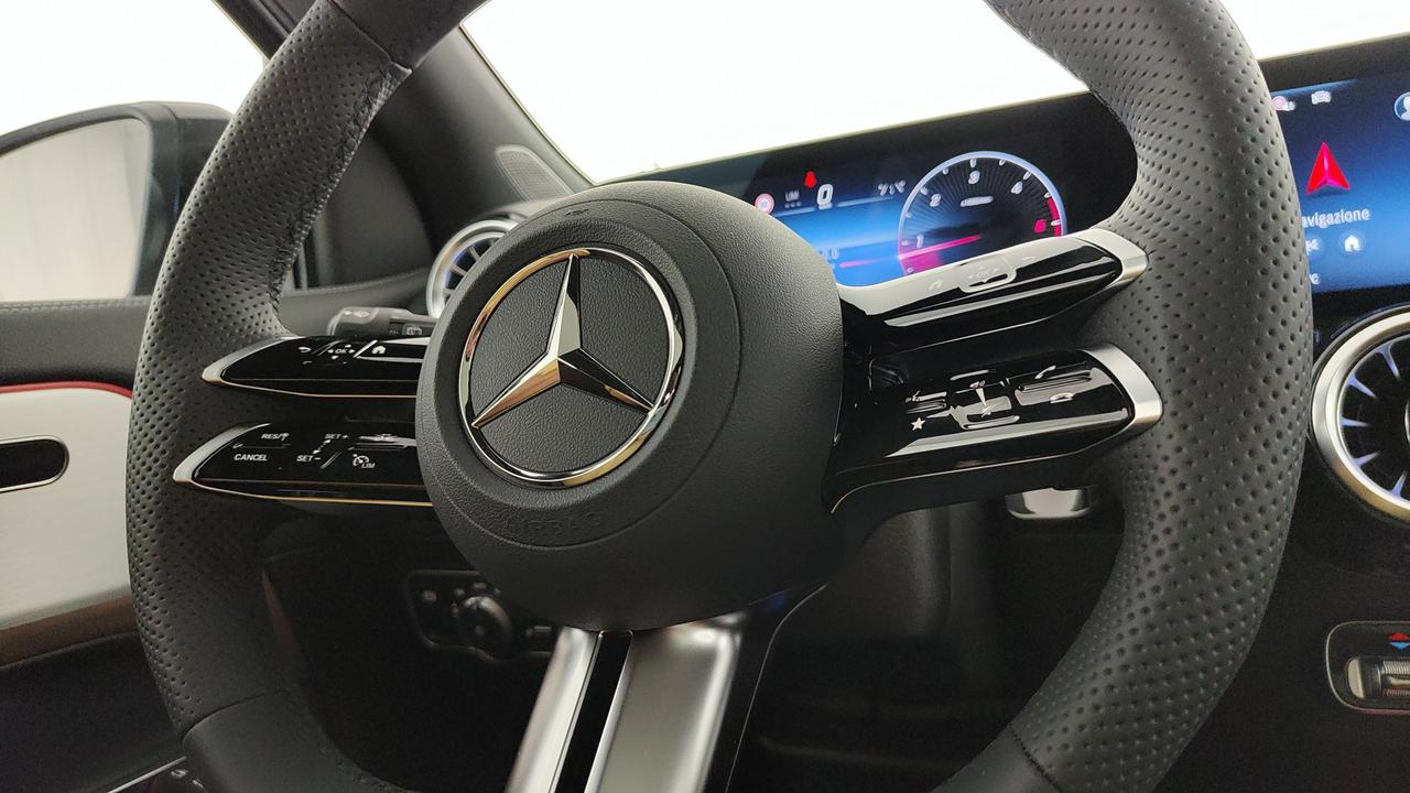Mercedes-Benz GLA 200 d automatic