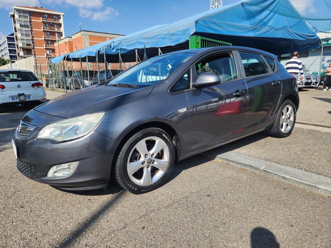 Opel Astra 1.7 CDTI 110CV 5 porte Cosmo