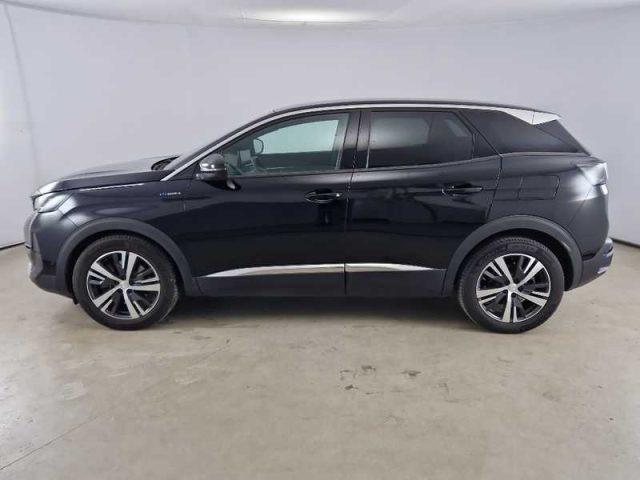 PEUGEOT 3008 Hybrid4 300 e-EAT8 Allure Pack