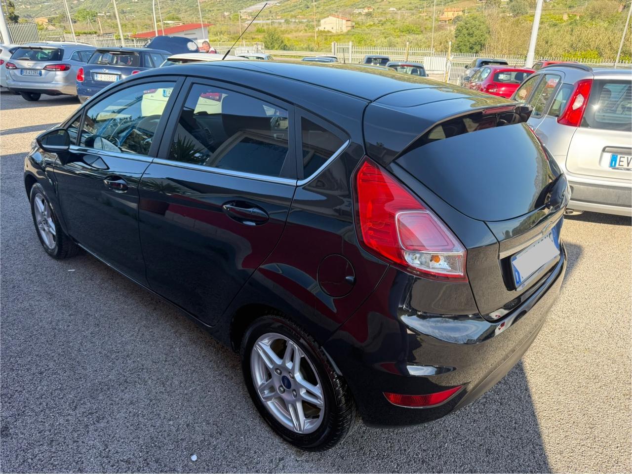 Ford Fiesta 1.5 TDCi 75CV 5 porte Titanium