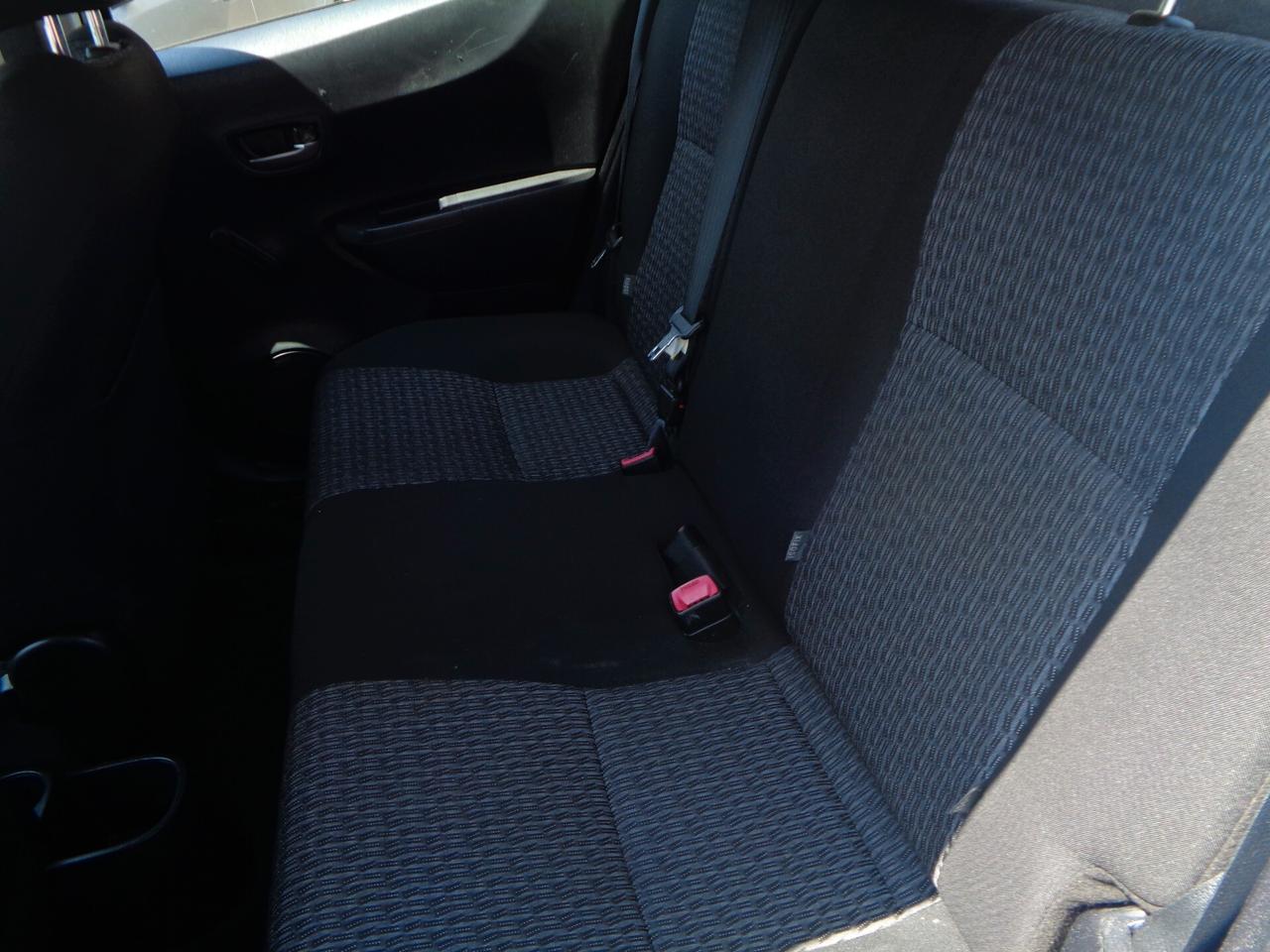 Toyota Yaris 1.0 5 porte Trend