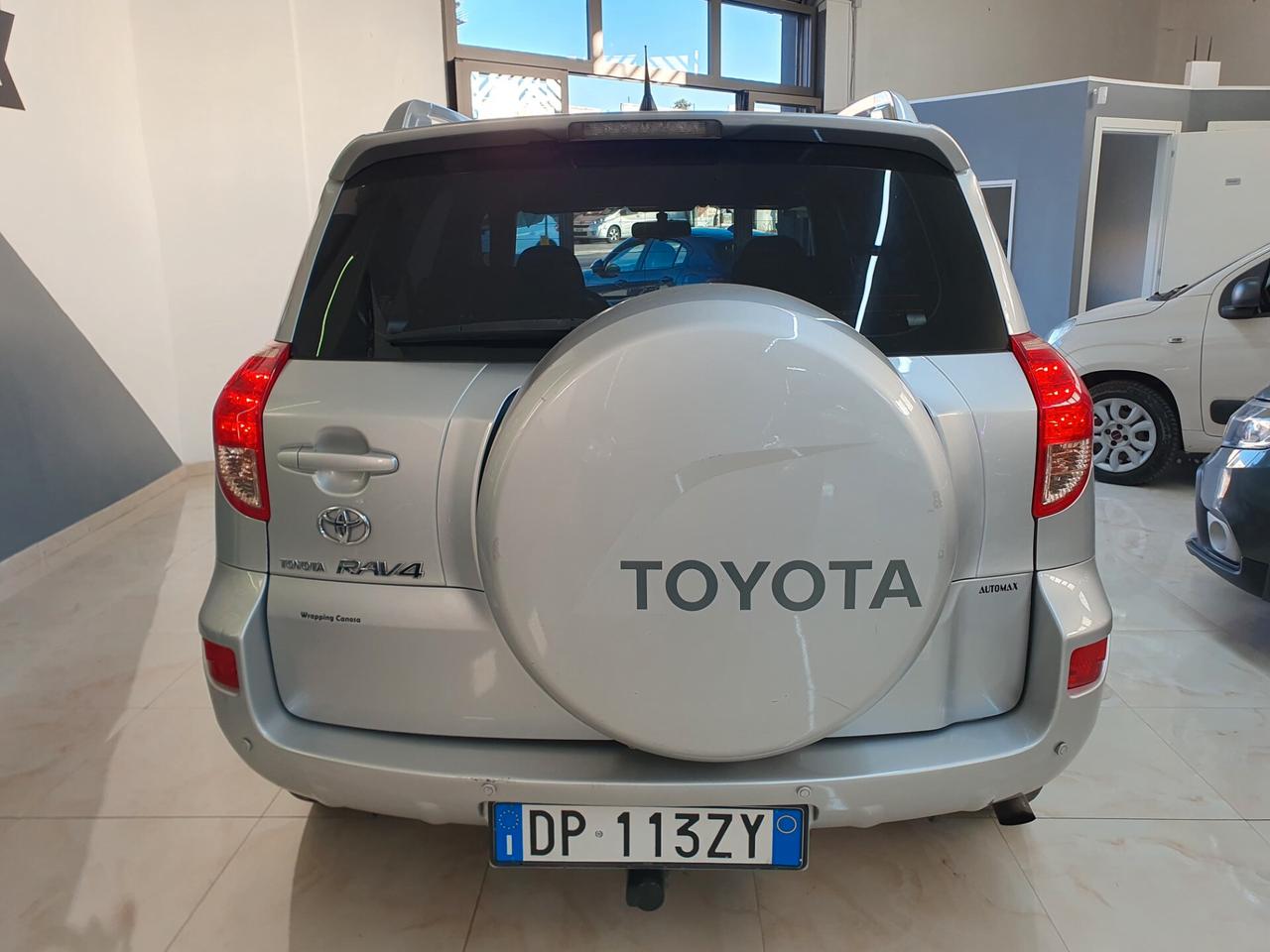 Toyota RAV4 2.2 D-4D 136cv Luxury 2008