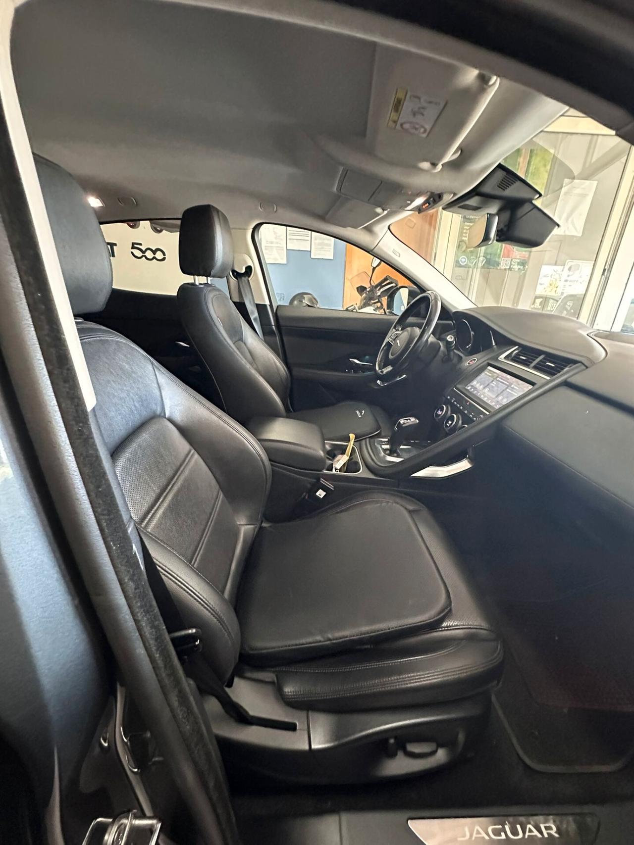 Jaguar E-Pace 2.0D 150 CV AWD aut. R-Dynamic HSE