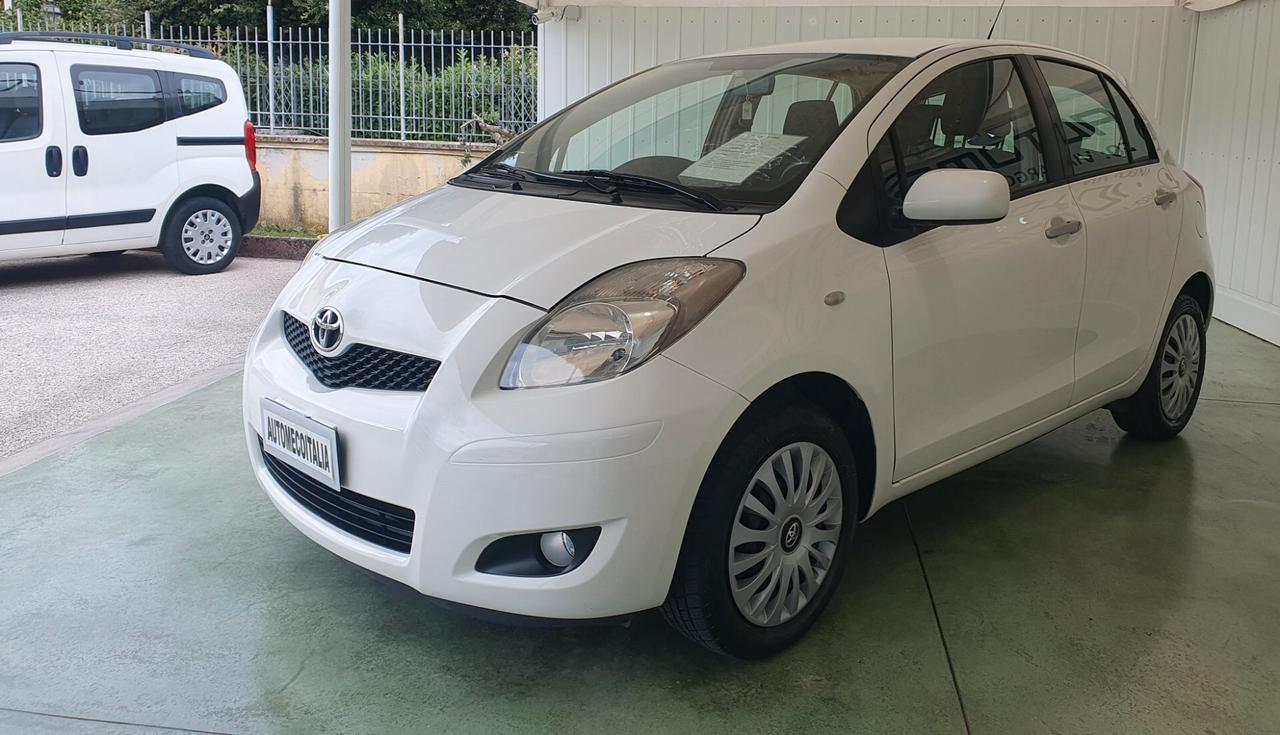 Toyota Yaris 1.0 BENZ. - 2011 - KM. 160.000