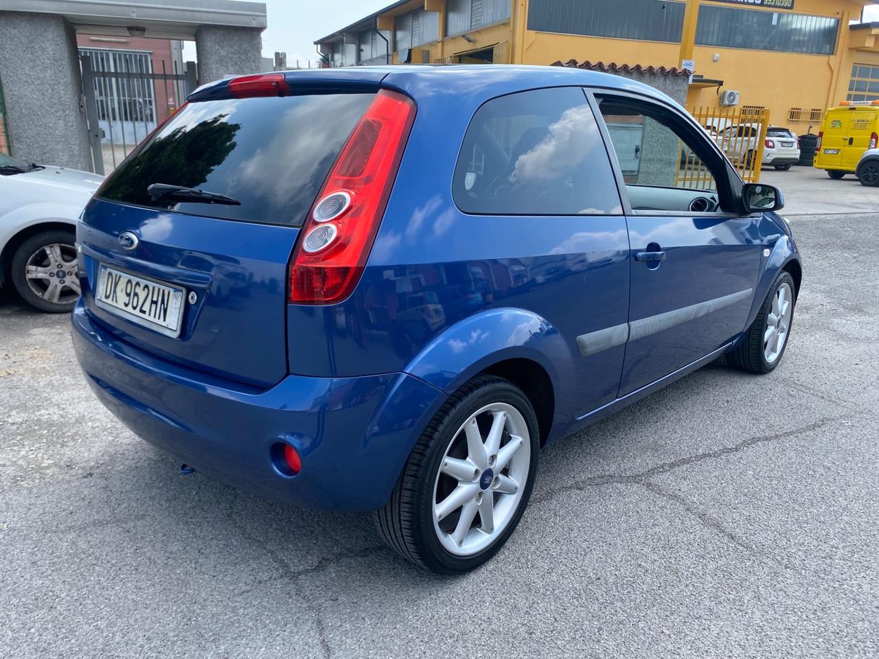 Ford Fiesta 1.2 16V 3p. Titanium