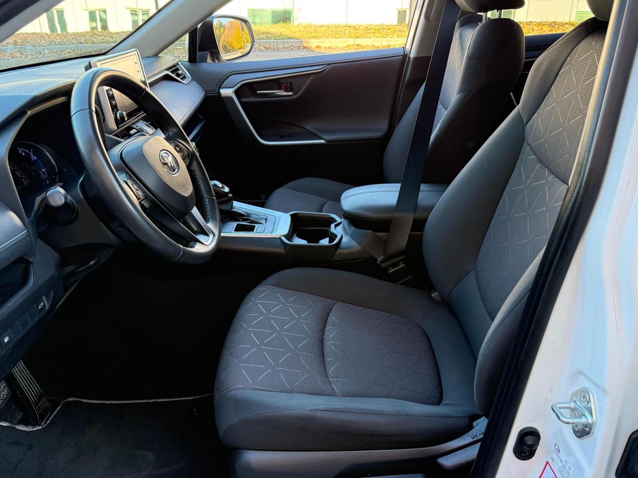 Toyota RAV4 Rav4 2.5 vvt-ie h Business 2wd 218cv e-cvt