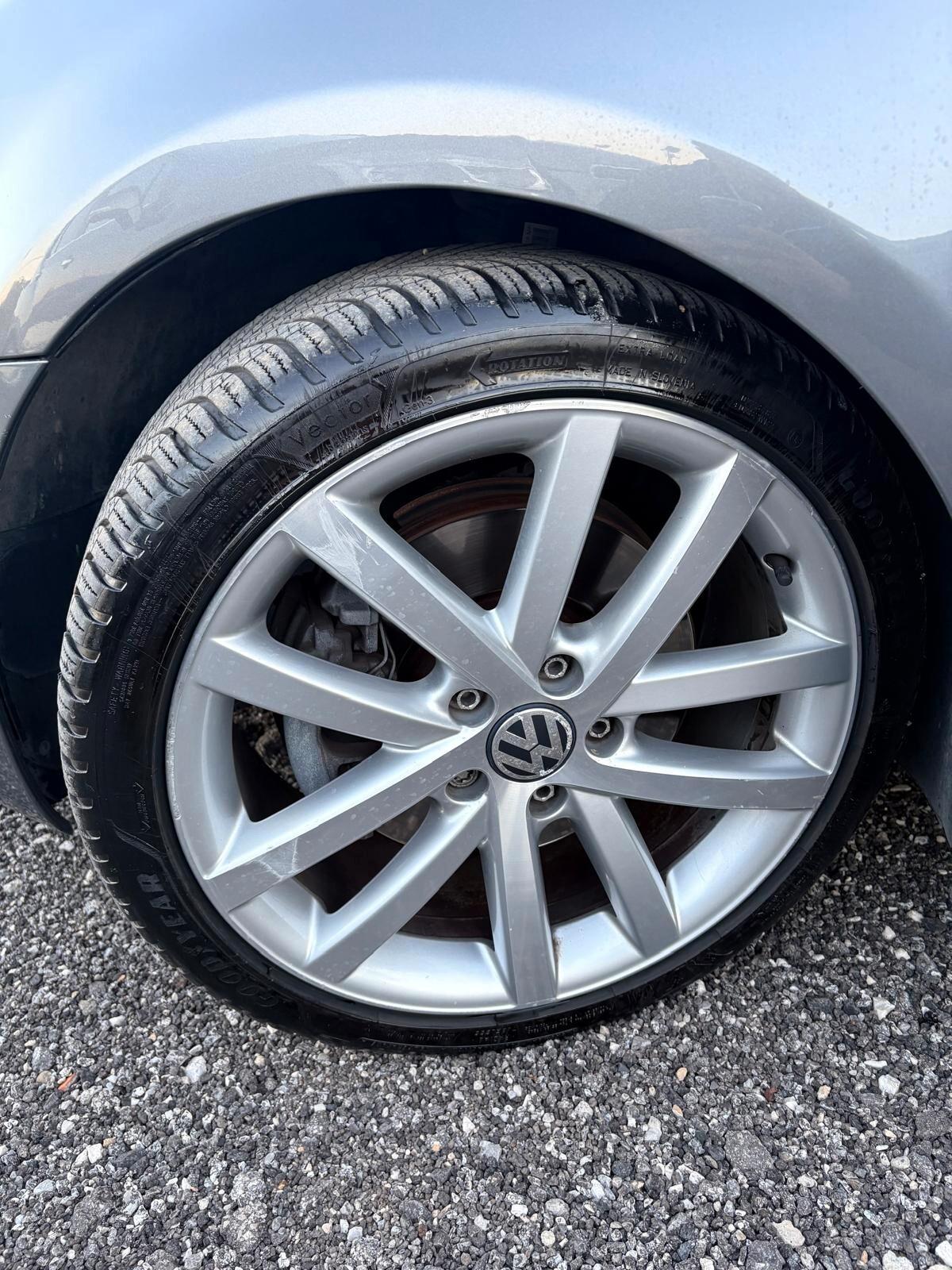 Volkswagen Golf 2.0 TDI 170CV DPF DSG 5p. GTD