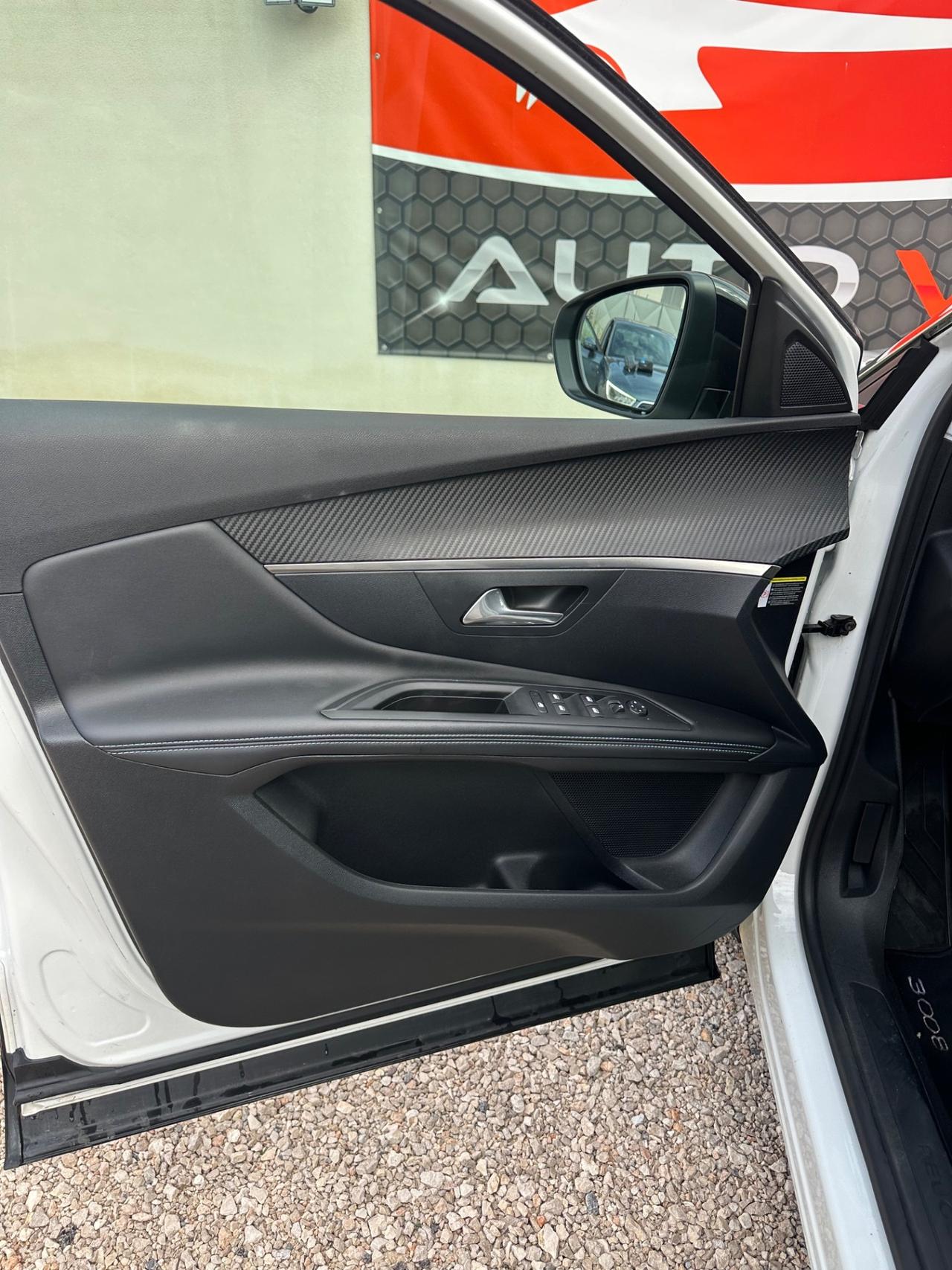 Peugeot 3008 BlueHDi 130 S&S EAT8 Allure Pack