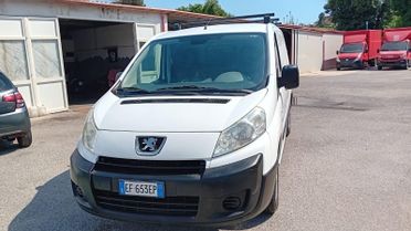 Peugeot expert cargo 3 post-2.0 hdi -12/2010