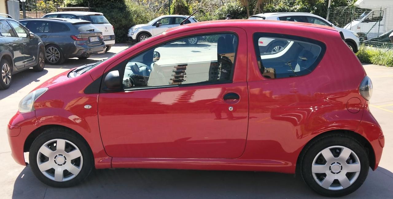 TOYOTA AYGO 1.0 SENZA UN GRAFFIO 12 MESI DI GARANZIA