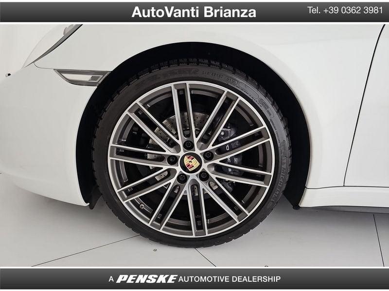 Porsche 911 911 Coupe 3.0 Carrera 4