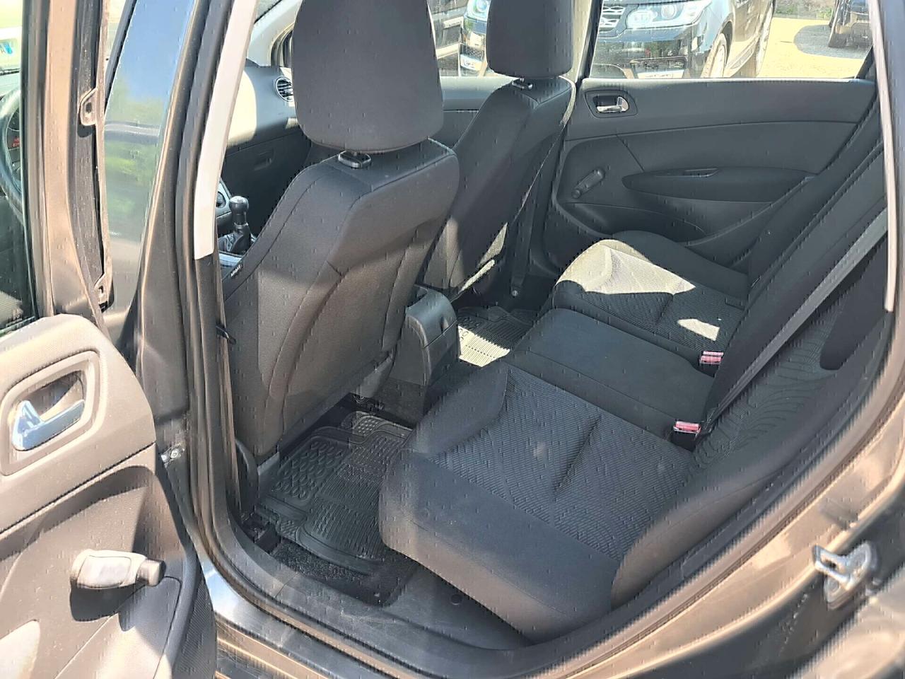 Peugeot 308 1.6 8V HDi 93CV 5p. Tecno