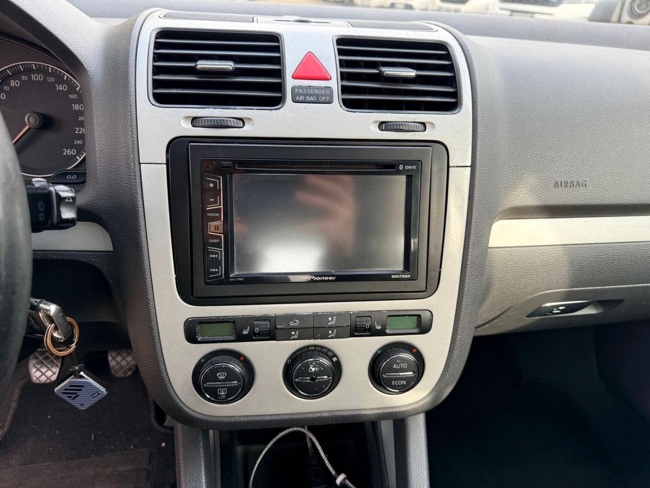 Volkswagen Golf 1.9 5p.