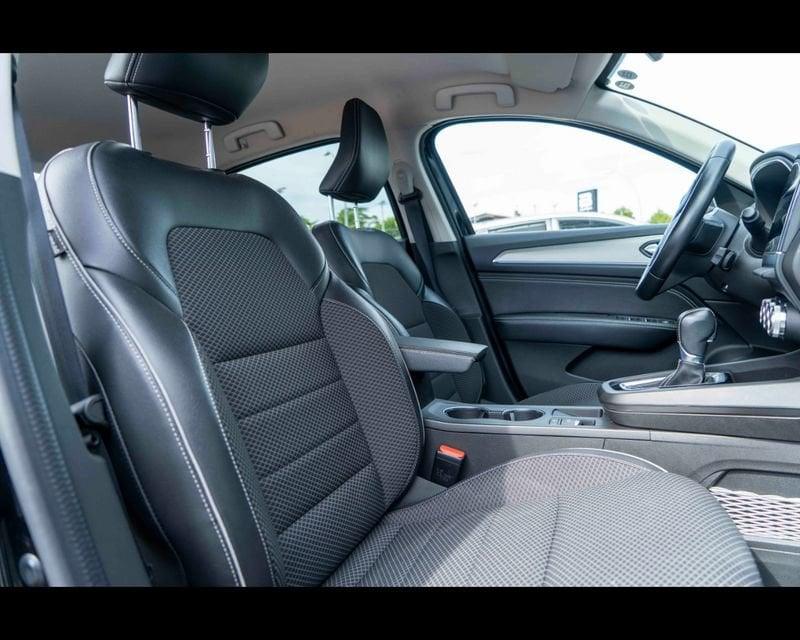Renault Arkana Hybrid E-TECH 145 CV Intens