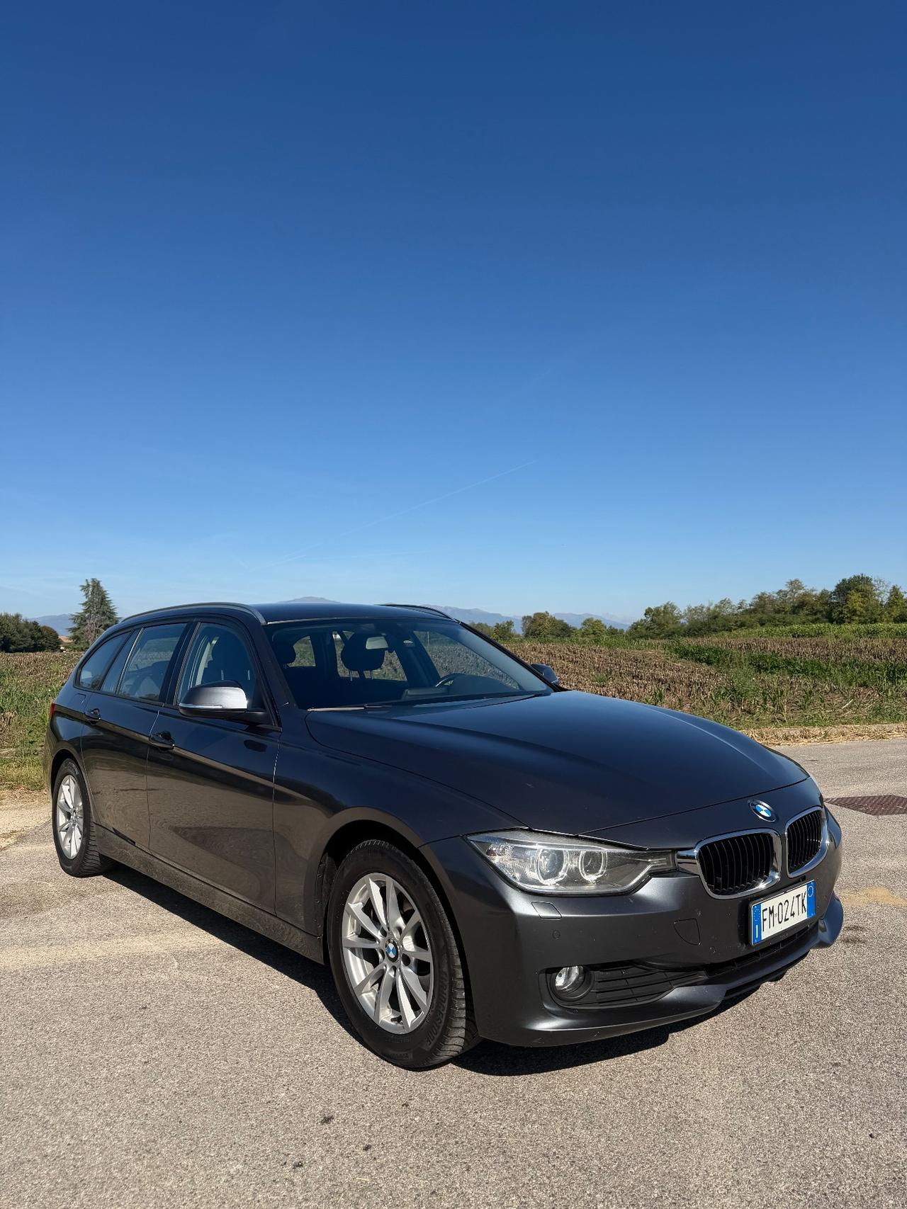 Bmw 118 118d 5p. Business
