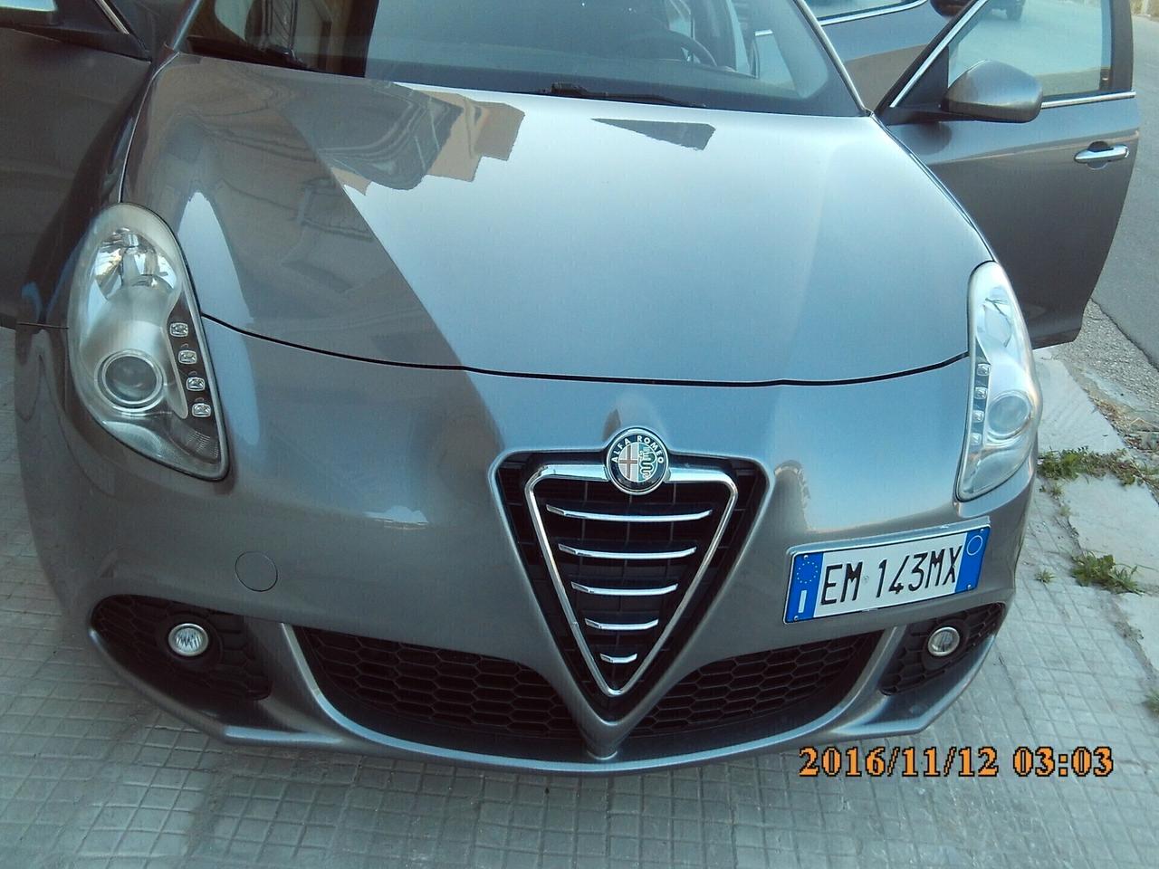 Alfa Romeo Giulietta 1.6 JTDm-2 105 CV Distinctive