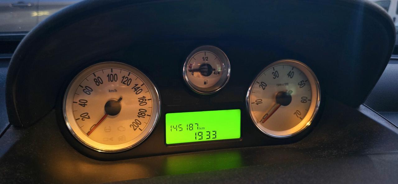 Lancia Ypsilon 1.2 - PERFETTA
