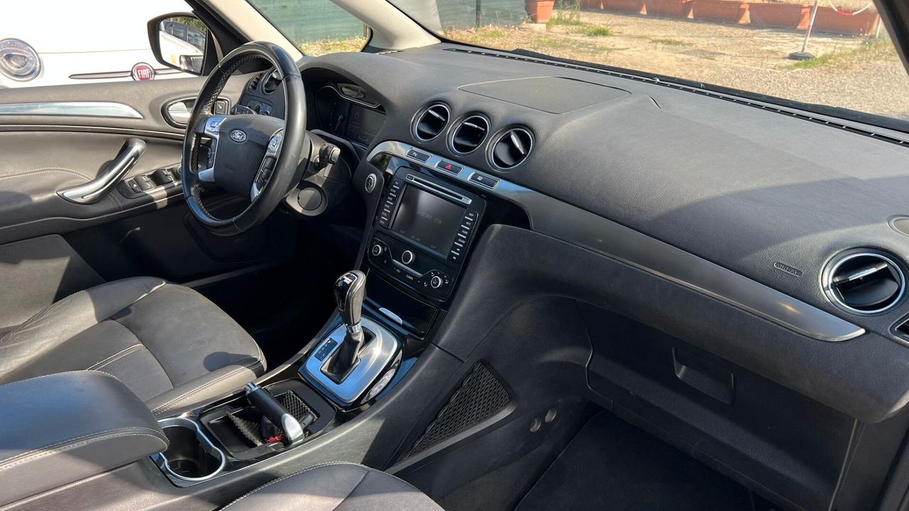 Ford S-Max 2.0 TDCi 140CV Powershift 7 posti Business Nav