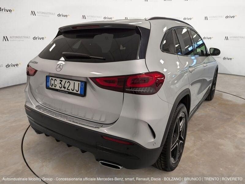 Mercedes-Benz GLA 200 D PREMIUM AUTOMATICO