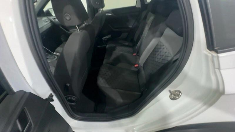 VOLKSWAGEN Taigo Taigo 1.0 TSI 110 CV DSG R-Line