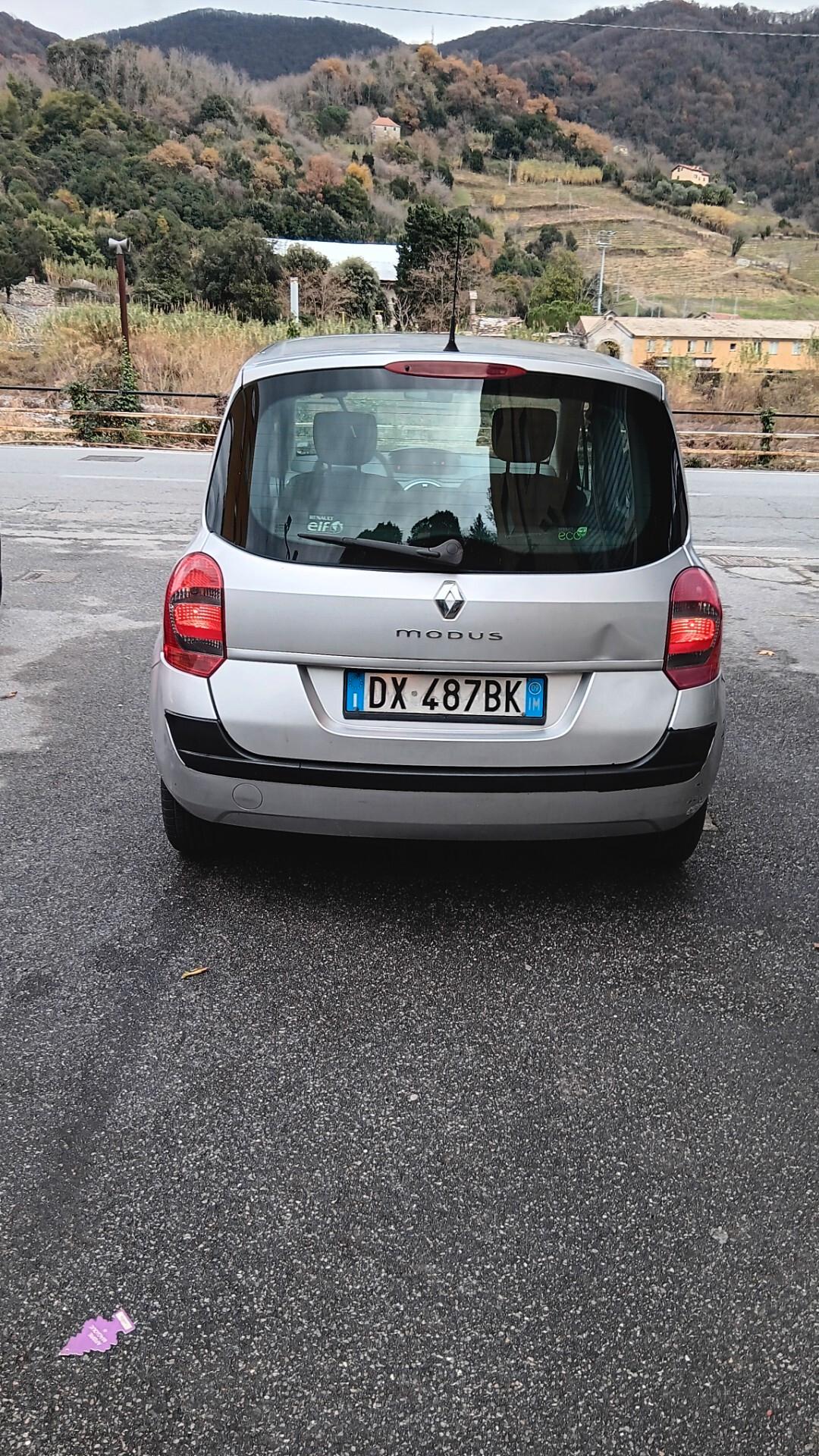 Renault Modus Grand 1.2 16V Dynamique