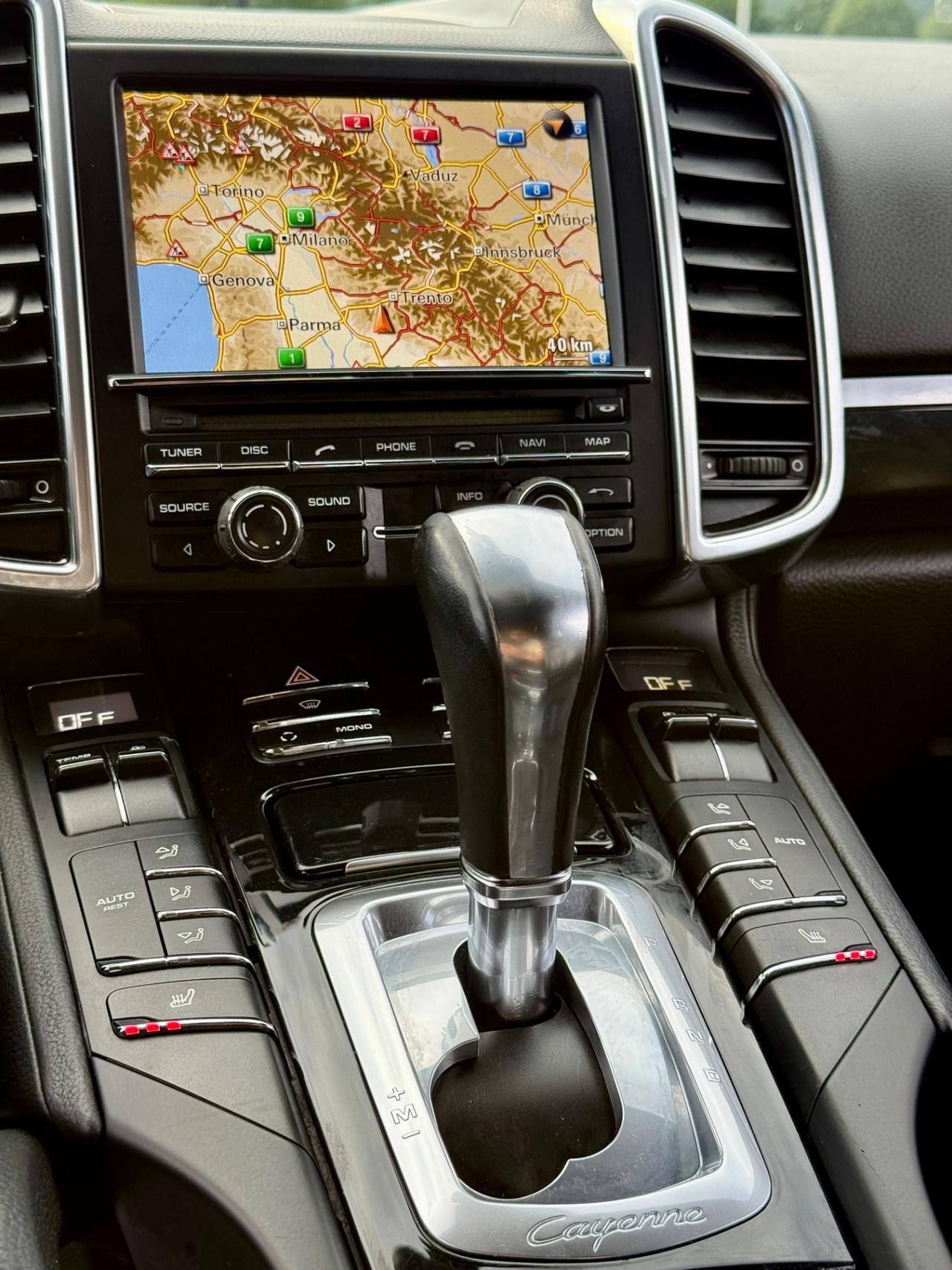 Porsche Cayenne 3.0 Diesel V6 SERVICE PORSCHE
