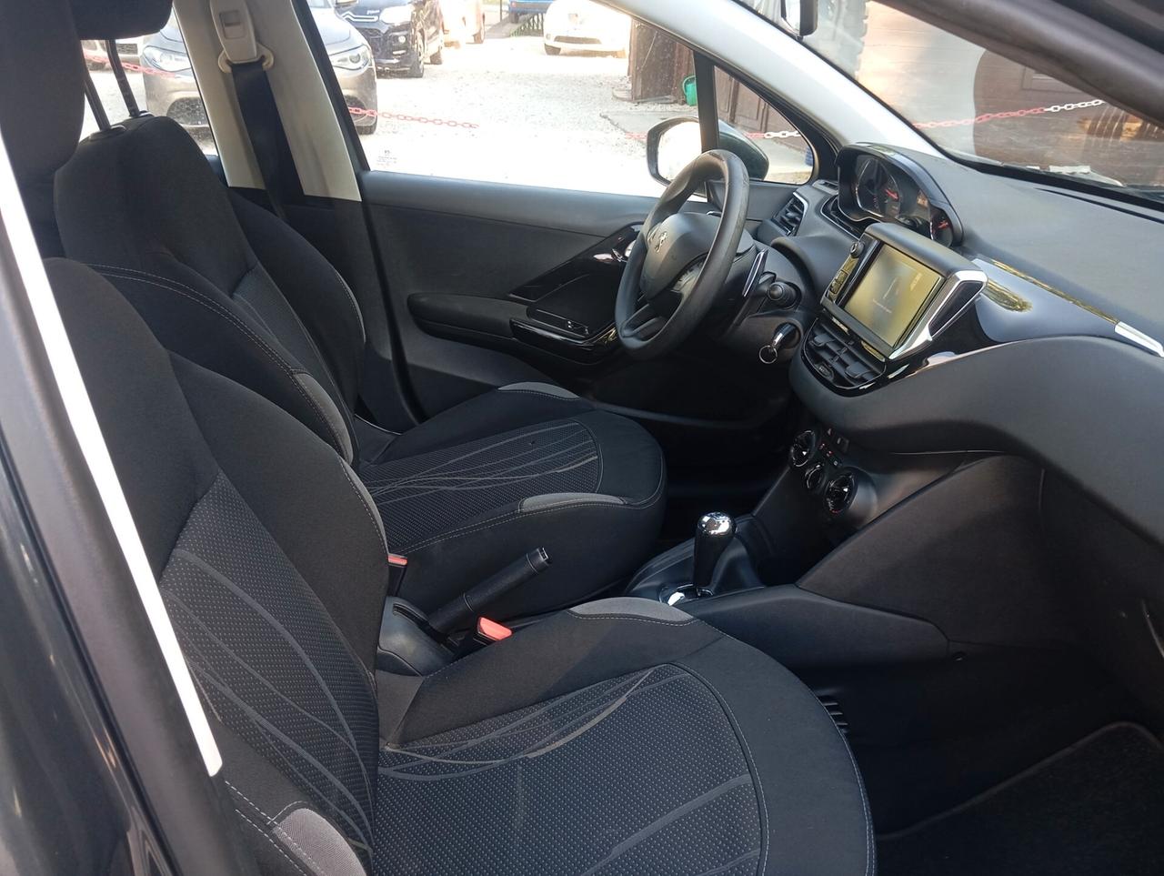 Peugeot 208 Automatica 5 porte Active