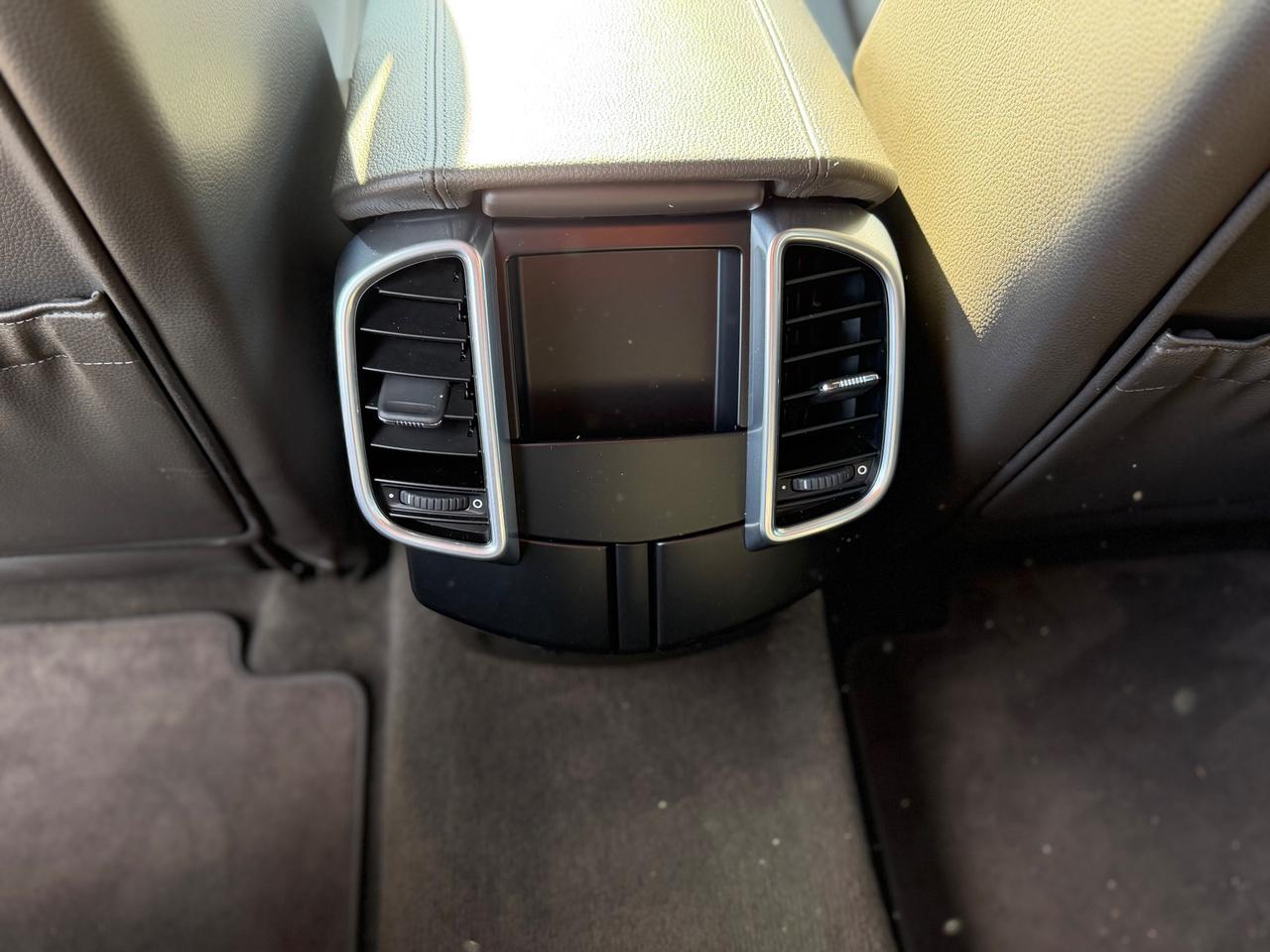 Porsche Cayenne 3.0 Diesel RESTYLING