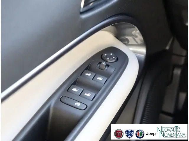 FIAT 600 Hybrid 110CV DCT6 MHEV La Prima NAVI / TELECAMERA