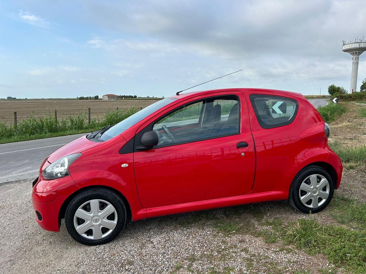 Toyota Aygo 1.0 12V VVT-i 3 porte Sol