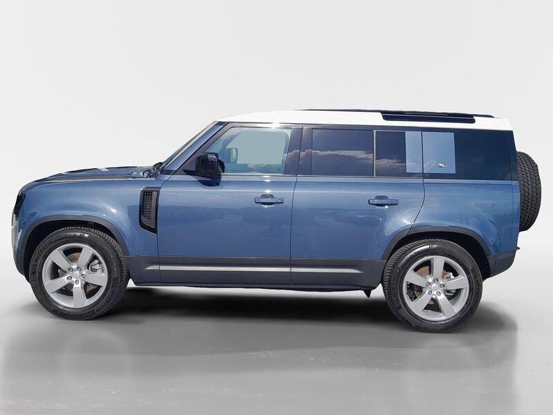 Land Rover Defender 3.0D I6 250 110 SE AWD auto.