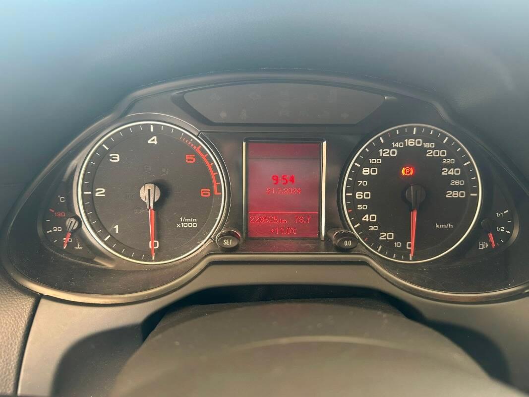 Audi Q5 2.0 tdi quattro 143cv dpf