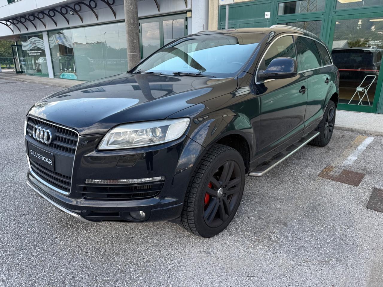 Audi Q7 3.0 V6 TDI 233CV quattro tiptronic