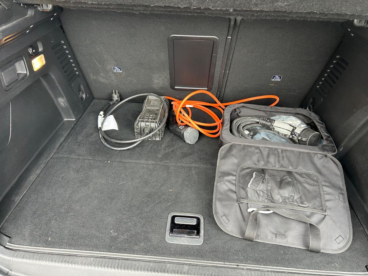 Peugeot 3008 Hybrid 225 e-EAT8 Allure