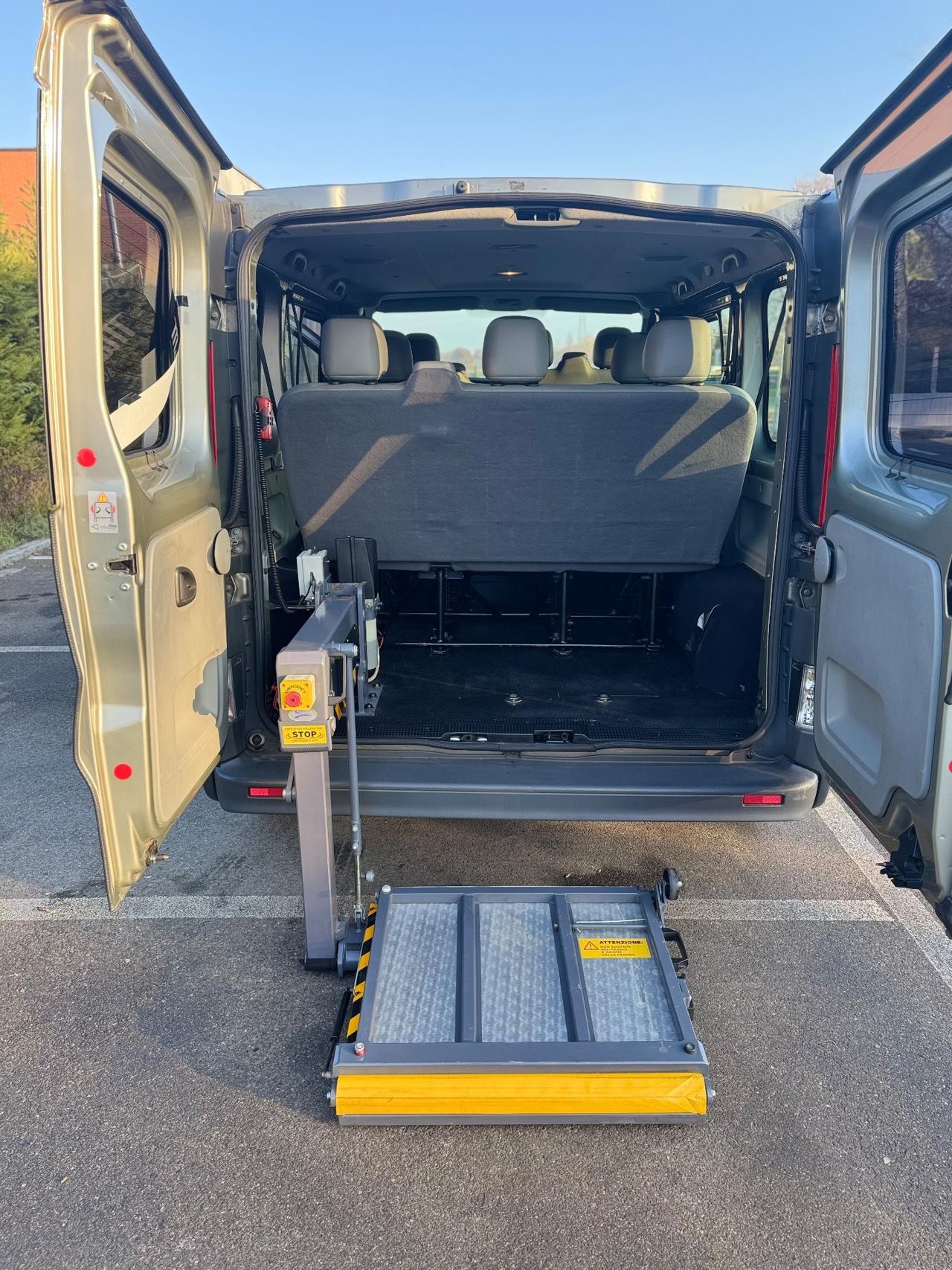 RENAULT RENAULT TRAFIC PEDANA TRASPORTO DISABILI 140.000 KM