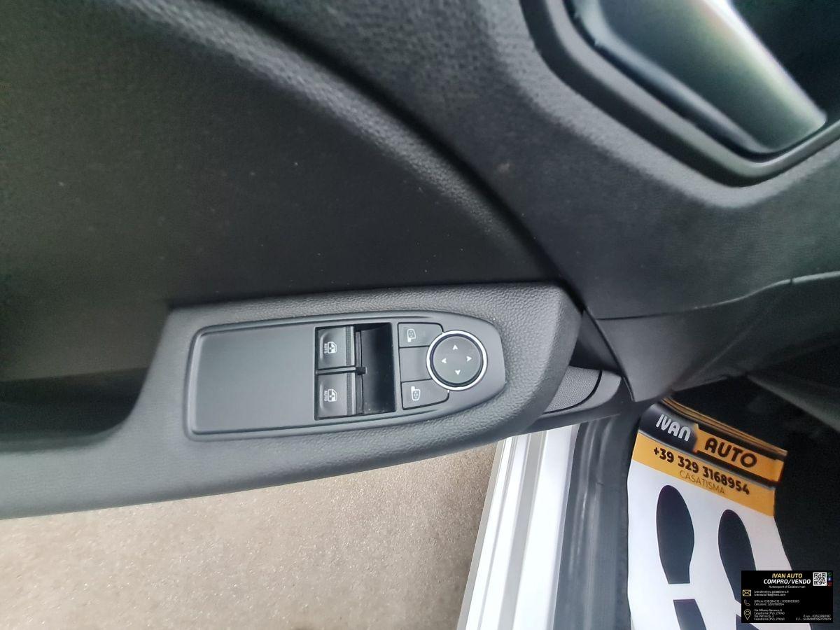 RENAULT Clio Benzina-Neopatentati-Anno 2022