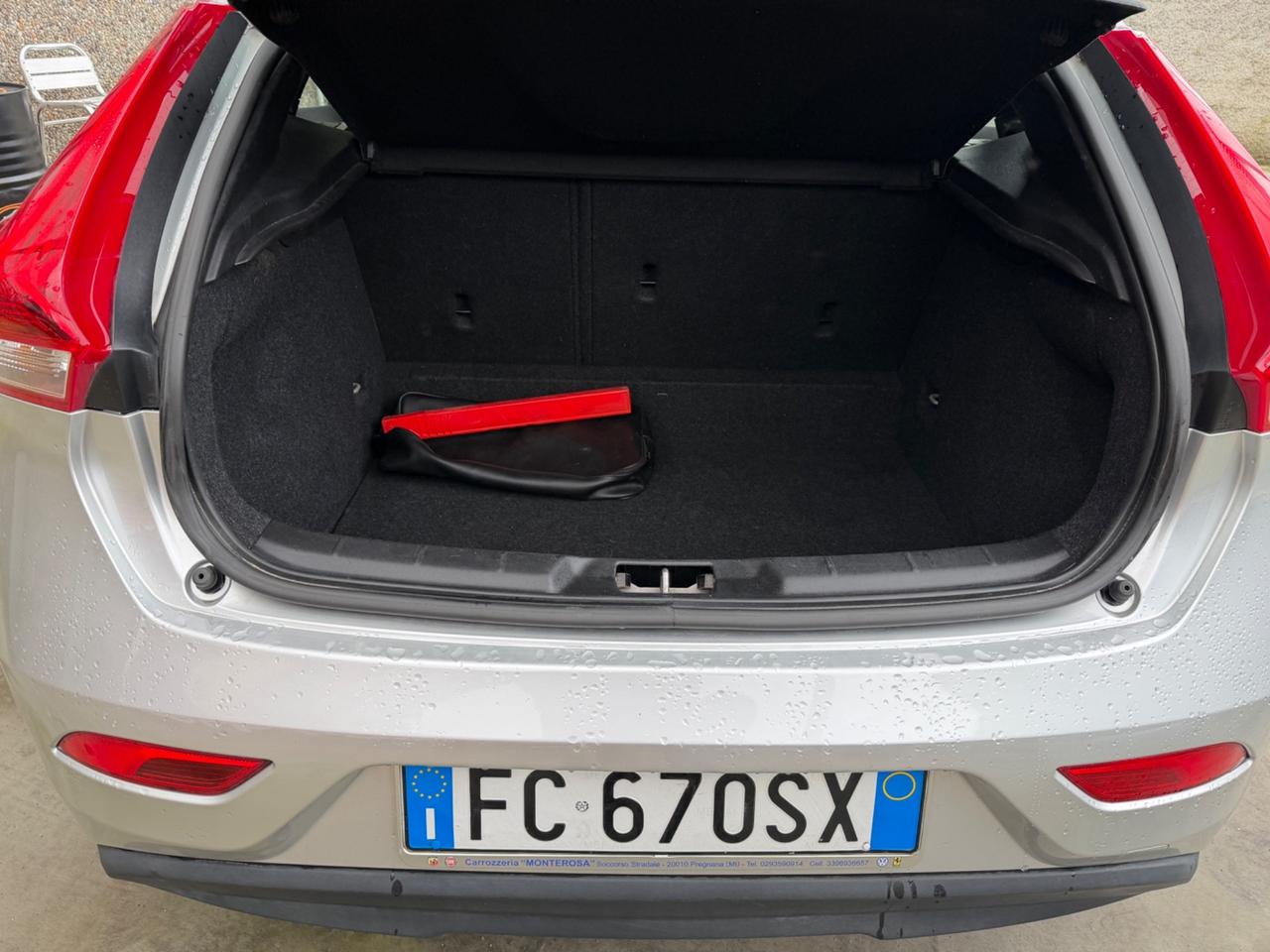 Volvo V40 D3 2.0 Diesel 88KW 6marce euro6b